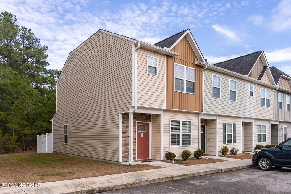 146BeaconWoods00001_146 Beacon Woods Dr