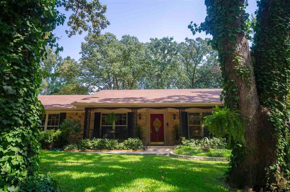 3122 3122 S Cameron, Tyler, TX 75701 - photo 1