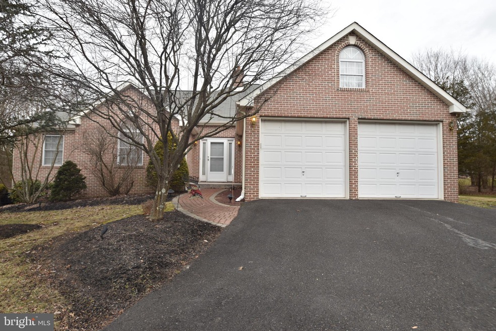 2370 Otts Rd, Pennsburg, PA 18073 - photo 1