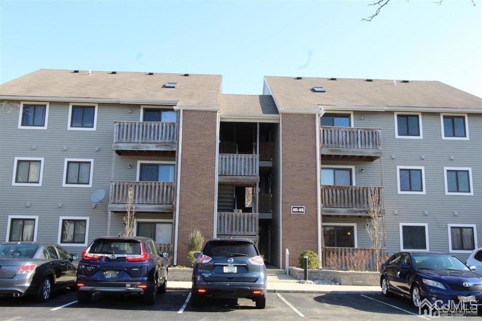 4812 Ravens Crest Dr, Plainsboro, NJ 08536 - photo 1