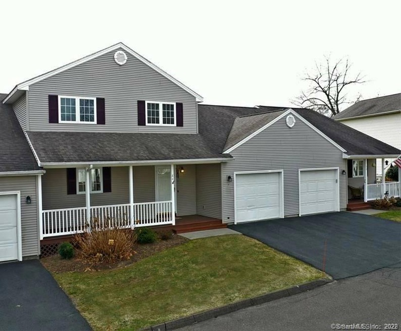 84 Dibble Hollow Ln unit 84, Windsor Locks, CT 06096 - photo 1