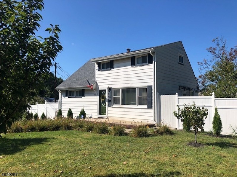 94 Laurel St unit 1, Perth Amboy, NJ 08861 - photo 1