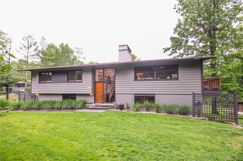 2 Blueberry Hill Rd, Irvington, NY 10533 - photo 1