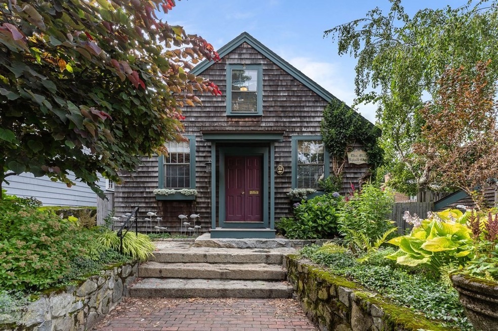 59 Elm St, Marblehead, MA 01945 - photo 1