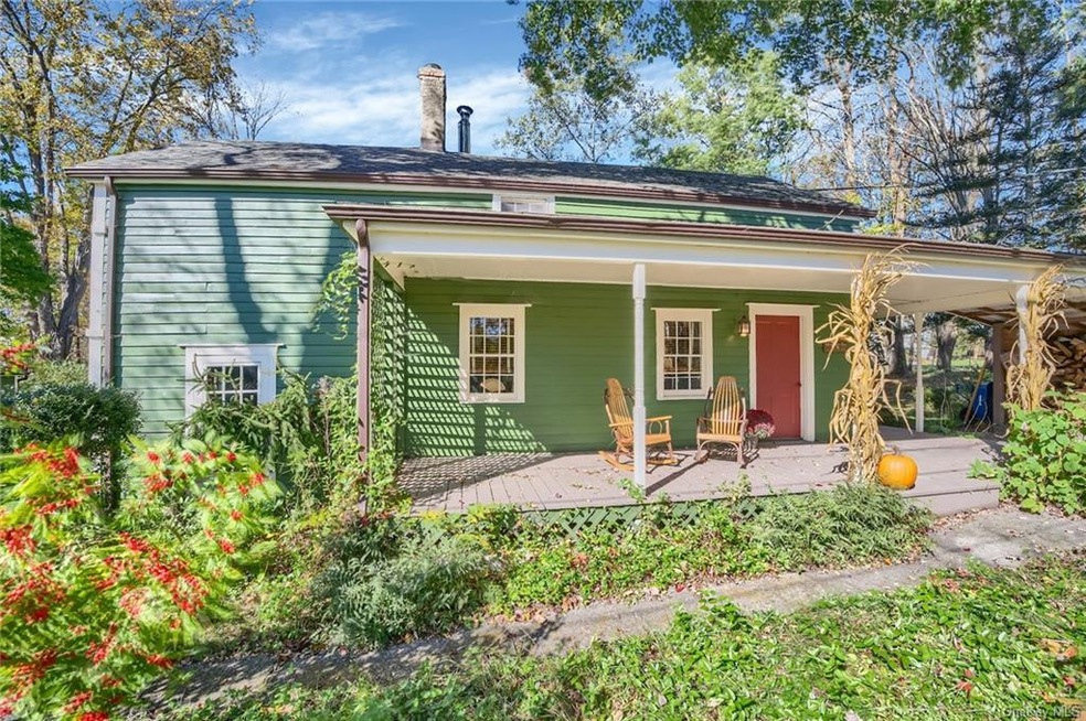 84 Gillespie St, Pine Bush, NY 12566 - photo 1