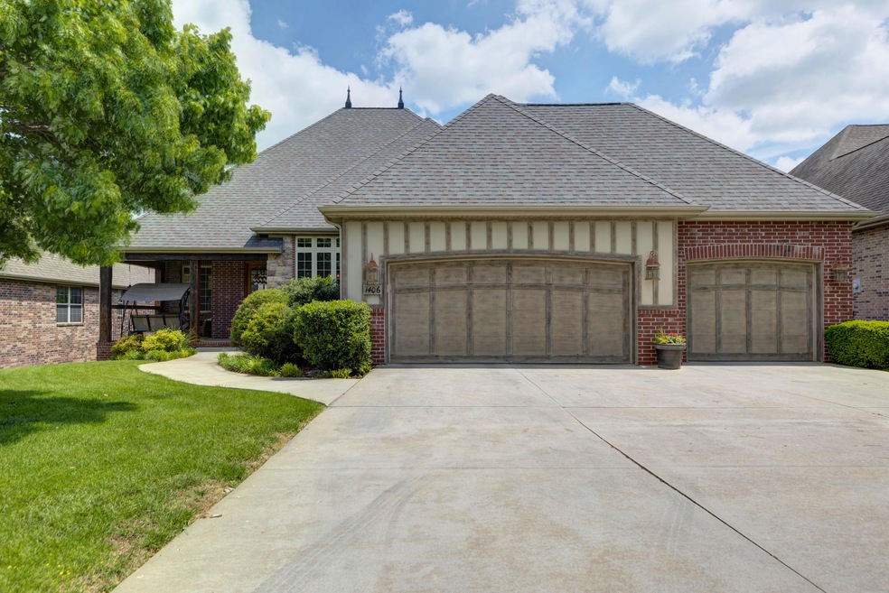 1406 N Rockingham Ave, Nixa, MO 65714 - photo 1