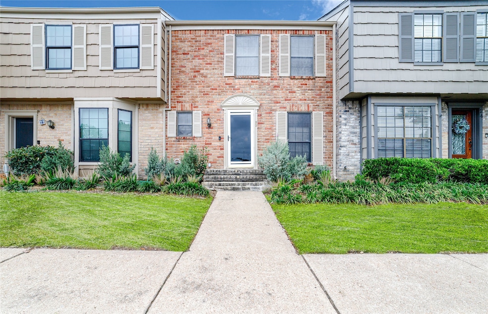 For Rent $2,550/month