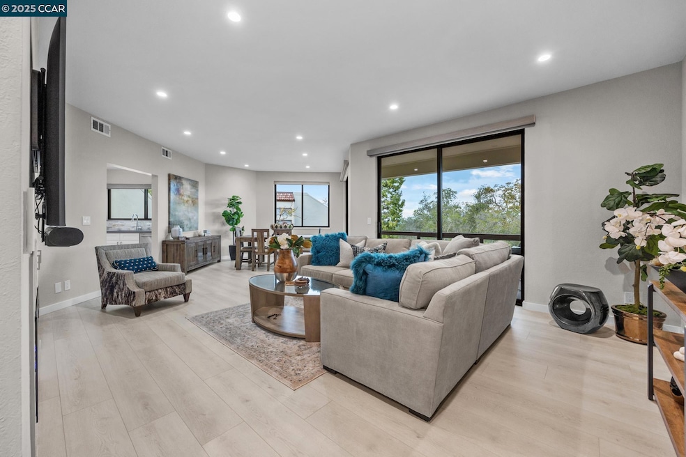 3535 Terra Granada Dr unit 1B, Walnut Creek, CA 94595 - photo 1