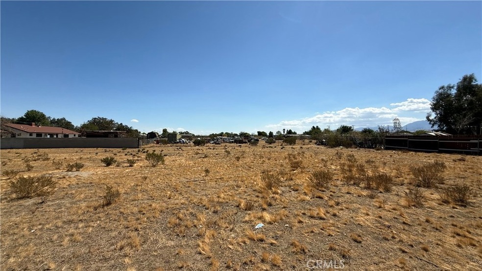 112 E Avenue R 4, Juniper Hills, CA 93543 - photo 1