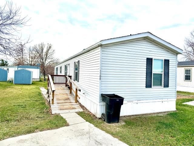 1104 E 8th St, Laurel, MT 59044 - photo 1