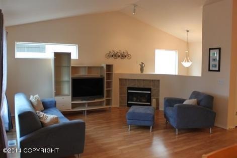 LivingRoom2