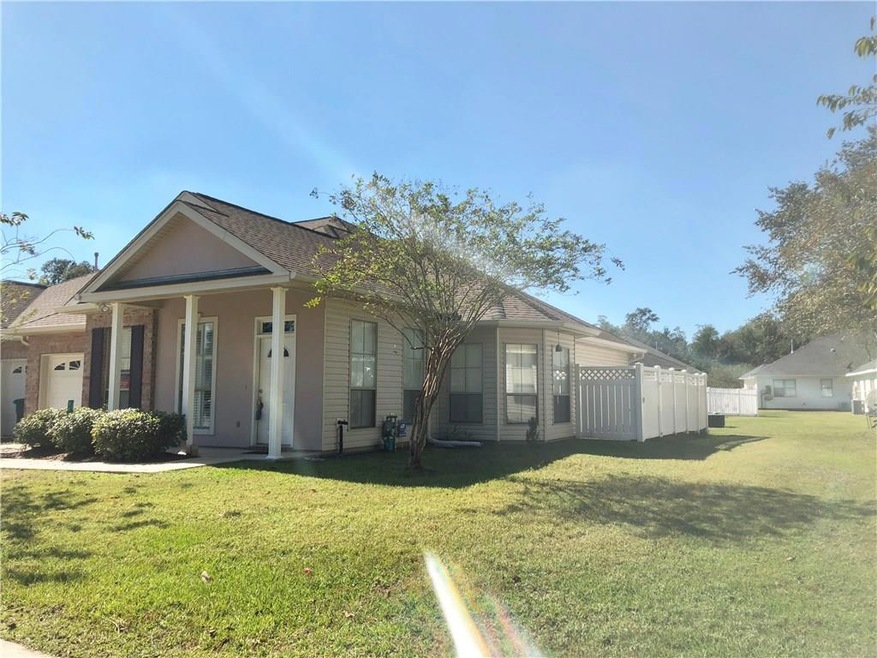 112 Short St unit B, Slidell, LA 70461 - photo 1