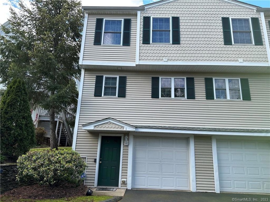 End unit located in walking distance to Westville 