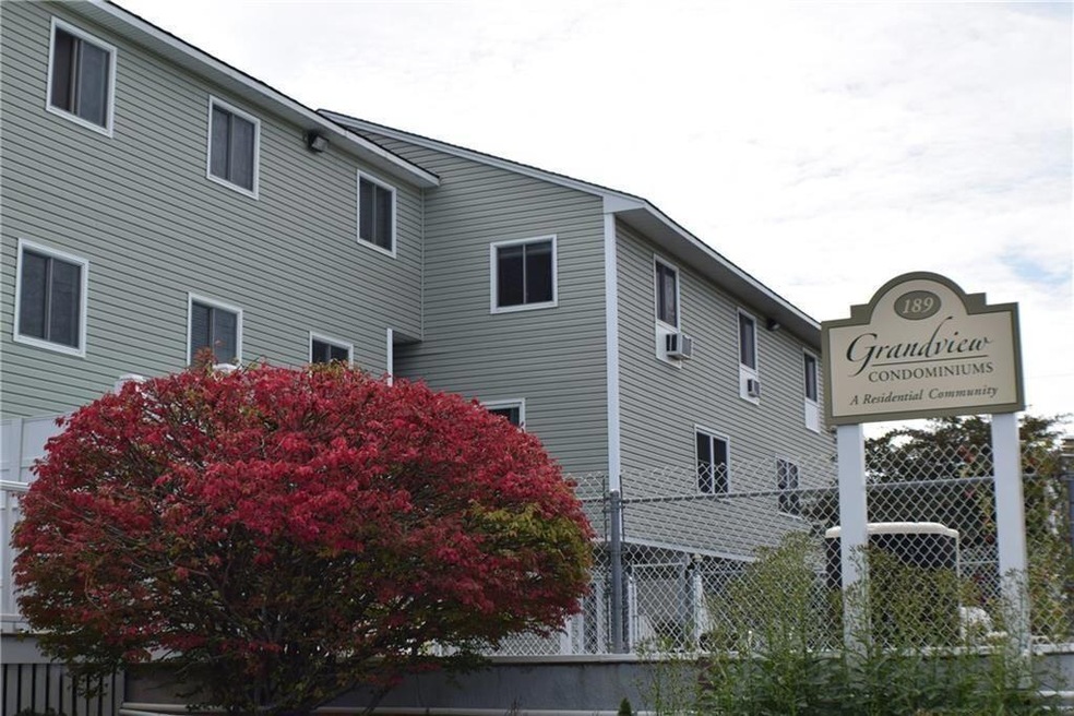 189 E Grand Ave unit 308, Old Orchard Beach, ME 04064 - photo 1