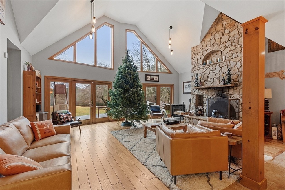 287 Chapman Rd unit 1, Barre, MA 01005 - photo 1