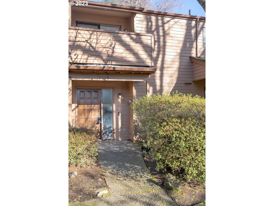 1720 Minda Dr, Eugene, OR 97401 - photo 1