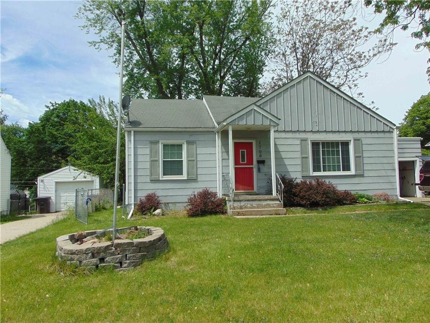 1708 Merle Hay Rd, Des Moines, IA 50310 - photo 1