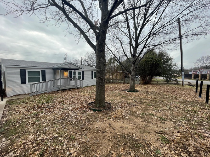 3701 Montego Blvd, Granbury, TX 76049 - photo 1