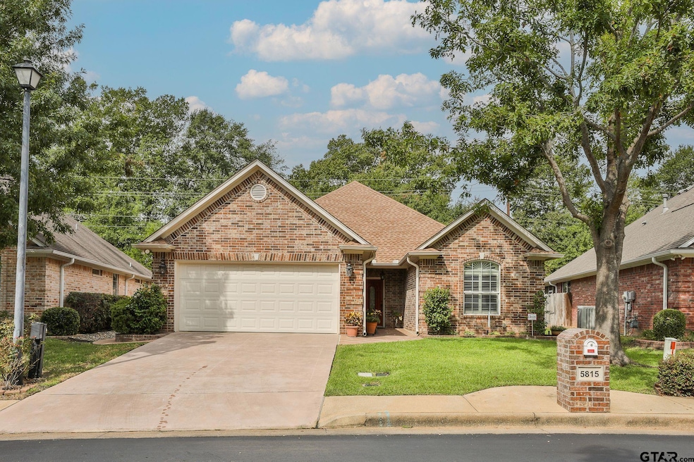 5815 Cross Creek Cir, Tyler, TX 75703 - photo 1