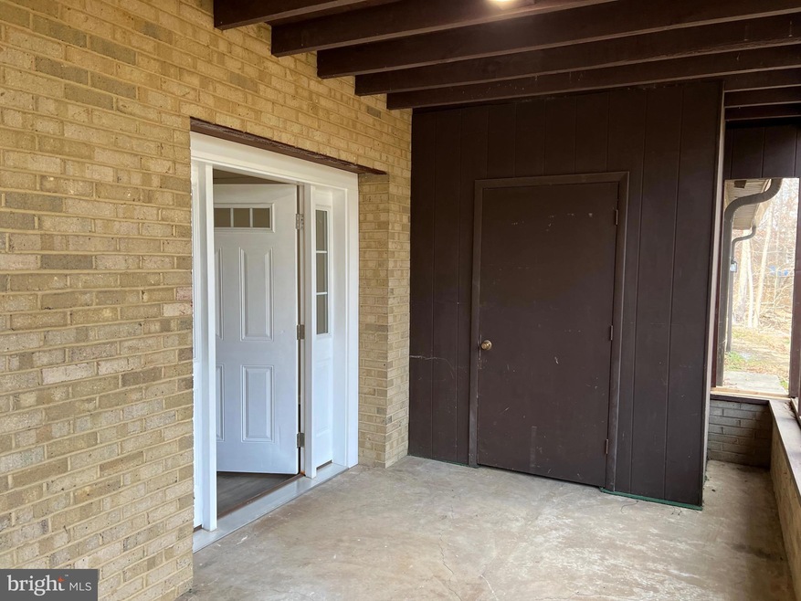 277 Briarwood Cir unit 3, Berkeley Springs, WV 25411 - photo 1