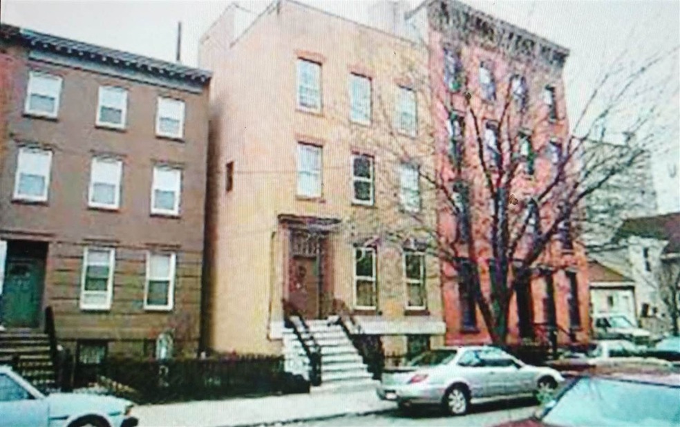 266 3rd St, Jersey City, NJ 07302 - photo 1
