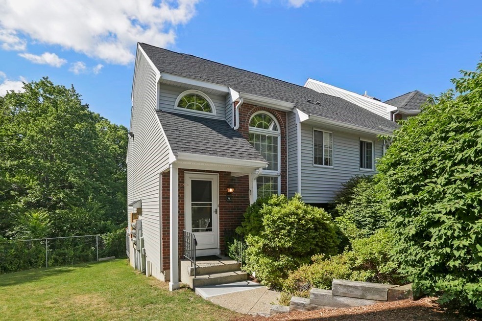 206 Tall Oaks Dr unit A, South Weymouth, MA 02190 - photo 1