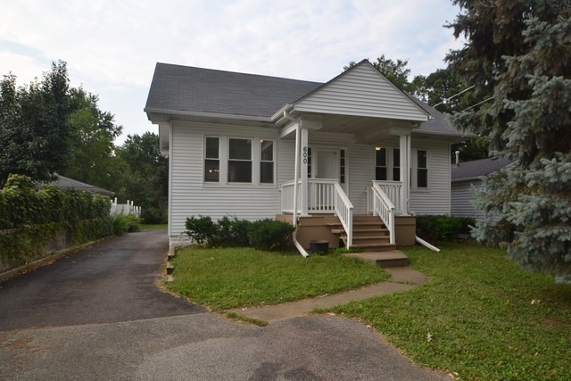 600 W 3rd St, Elmhurst, IL 60126 - photo 1