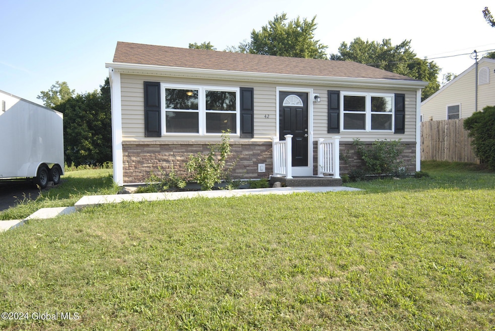 42 Plaske Dr