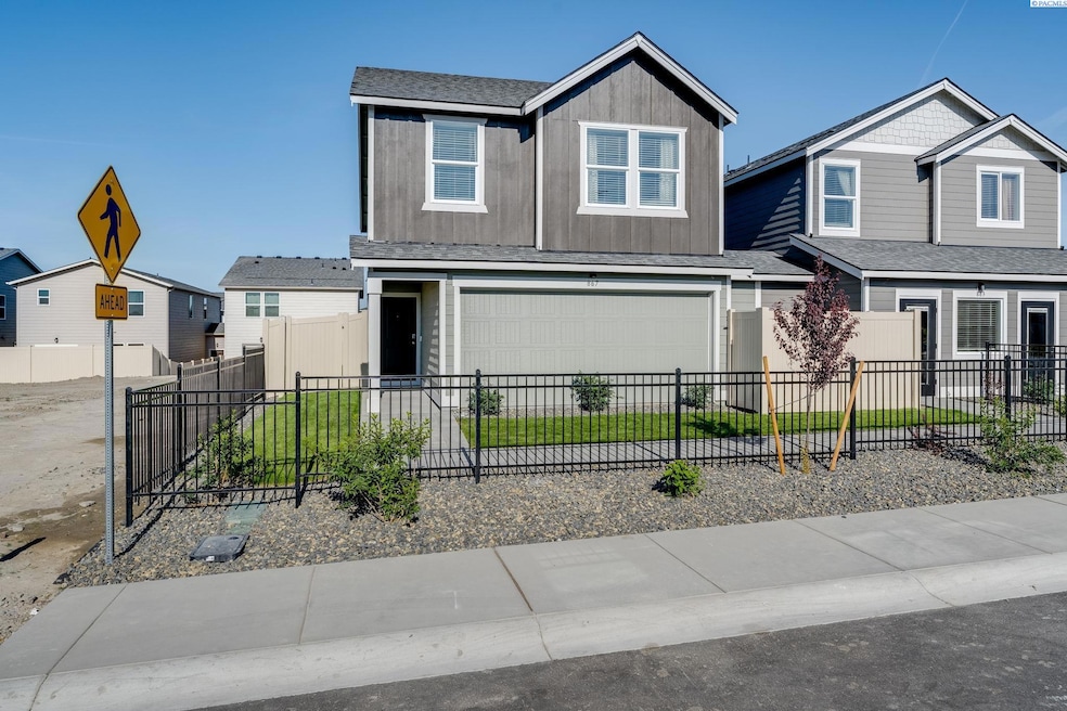 867 S Zeelar St, Kennewick, WA 99336 - photo 1
