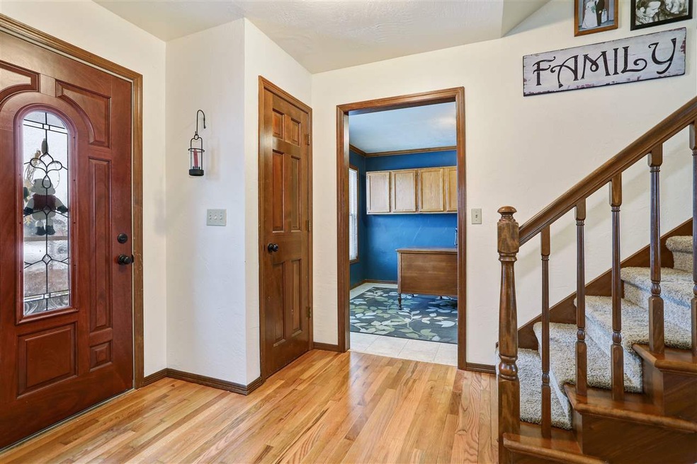 N9634 Darboy Dr, Appleton, WI 54915 - photo 1