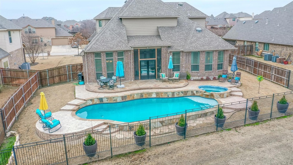 Resort style back yard.