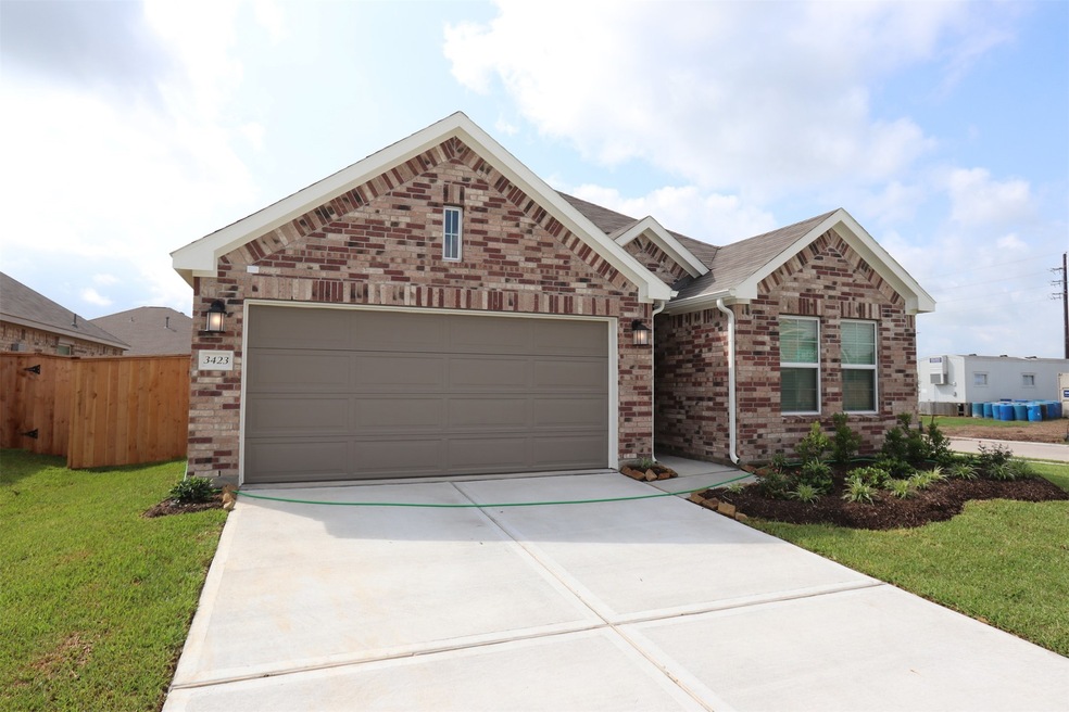 3423 Trail View Dr, Rosenberg, TX 77471 - photo 1