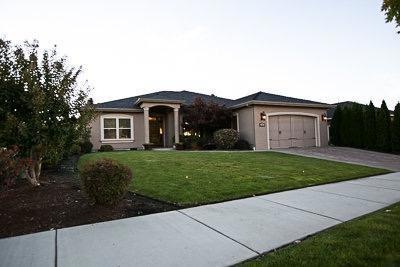 2695 Montara Dr, Medford, OR 97504 - photo 1