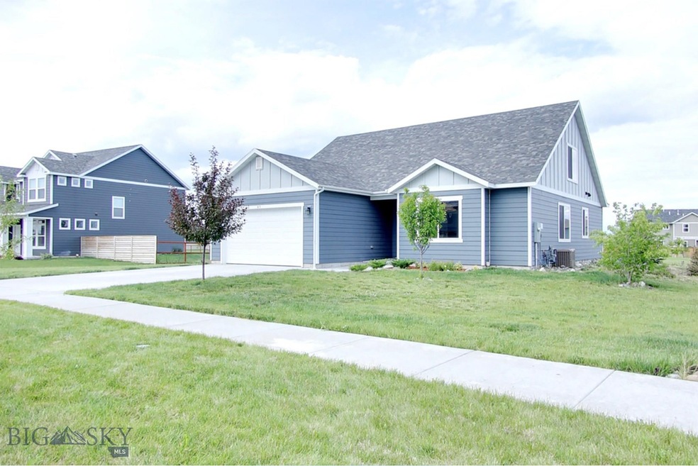 83 Cameron Loop