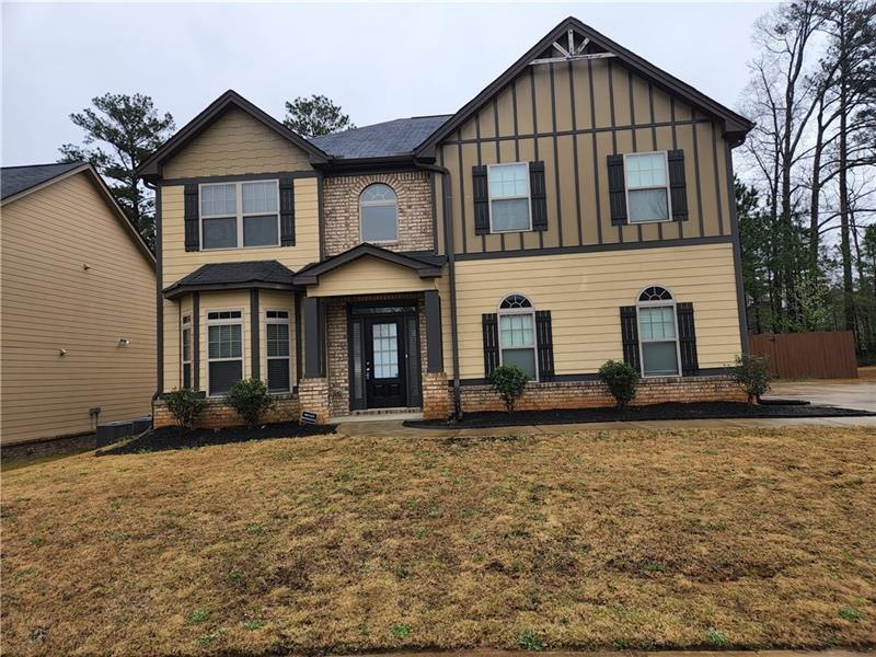 4042 Villagewood Ln, Ellenwood, GA 30294 - photo 1