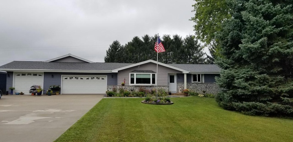 7351 Tower Dr, West Bend, WI 53090 - photo 1