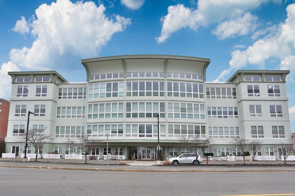 10 Ocean Ave unit 412, Revere, MA 02151 - photo 1