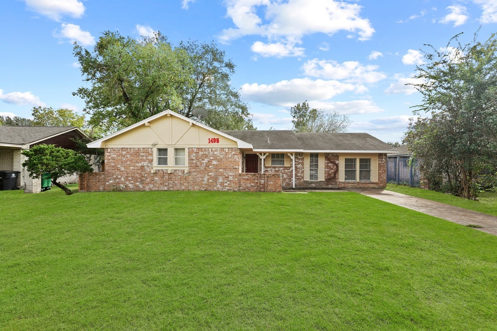 1495 W Gulf Bank Rd, Houston, TX 77088 - photo 1