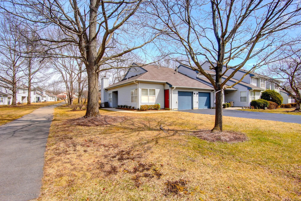 271 Sunshine Ct, Englishtown, NJ 07726 - photo 1