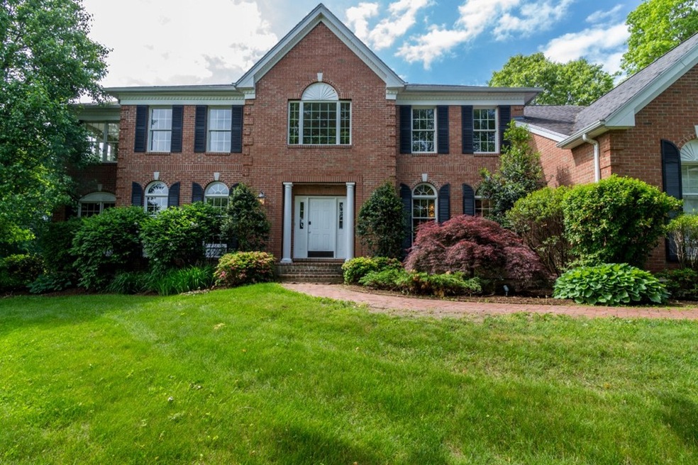 11 Raleigh Rd, Holliston, MA 01746 - photo 1