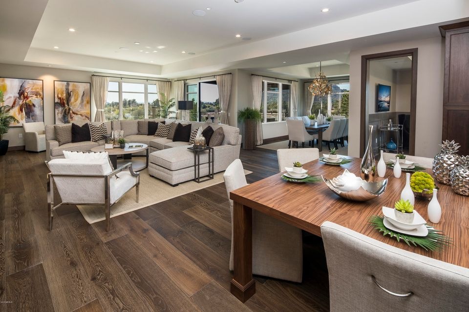 Expansive Great Room