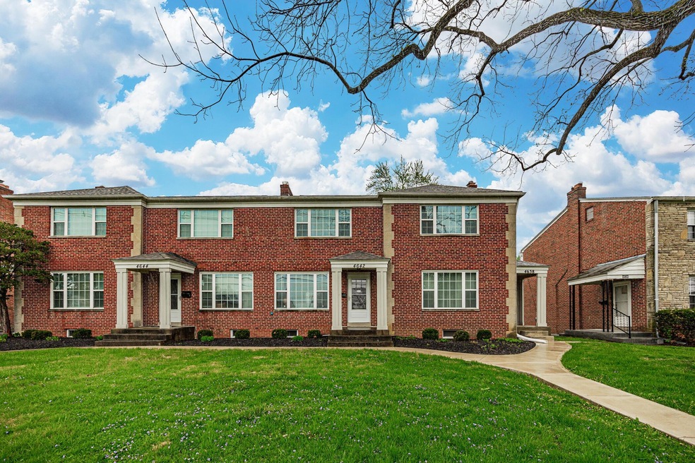 4642 N High Street Condominium St unit 4642, Columbus, OH 43214 - photo 1