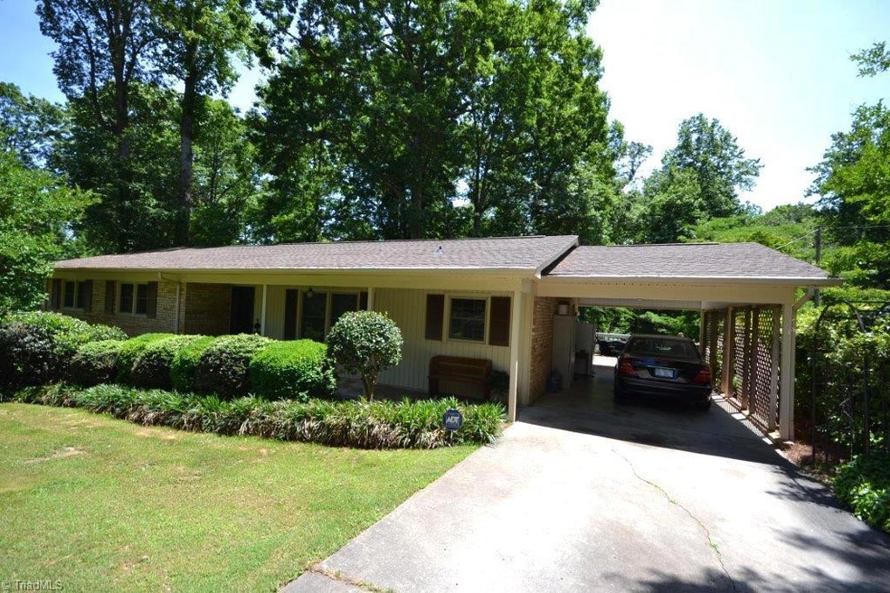 606 Colony Rd, Asheboro, NC 27205 - photo 1