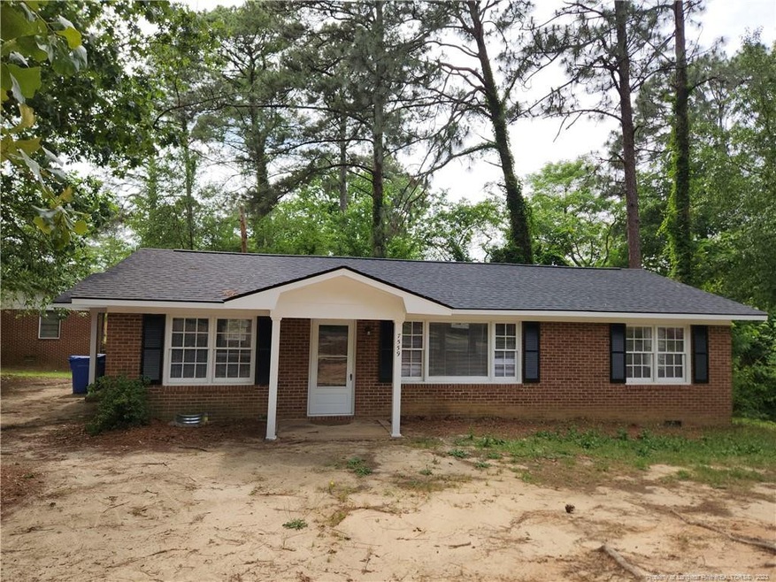 7559 Carrollburg Dr, Fayetteville, NC 28303 - photo 1