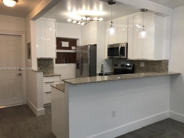 For Rent $1,950/month • Co-Listing Agent