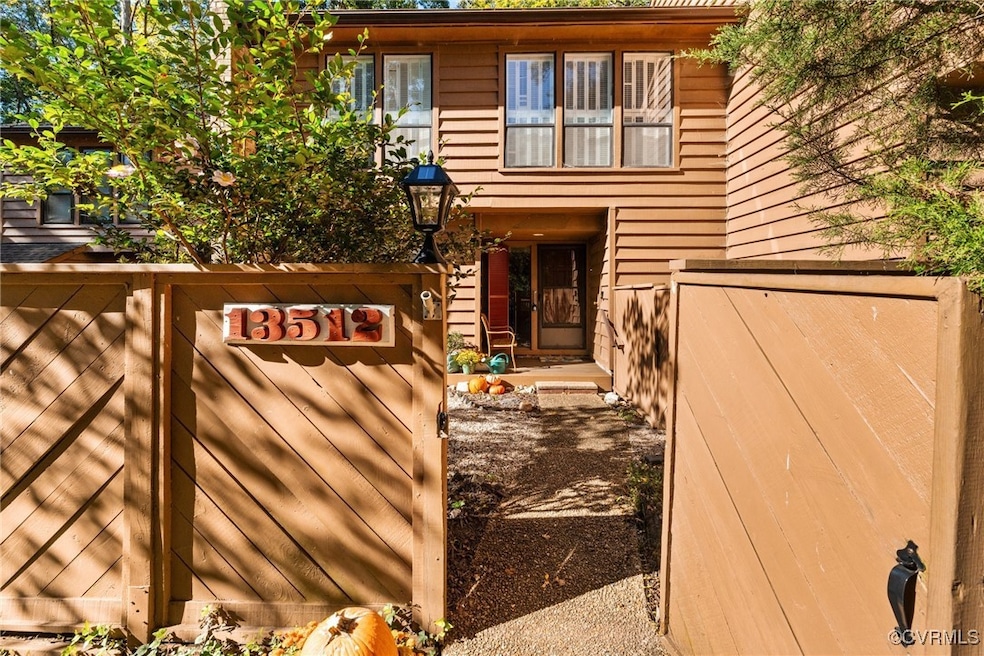 Welcoming entry into private courtyard