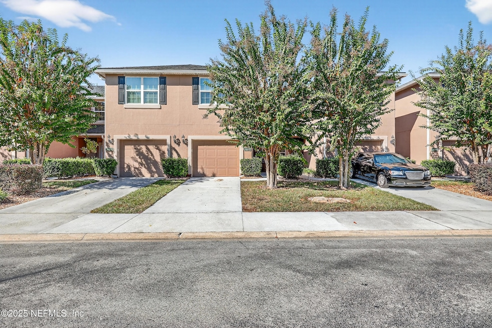 3910 Buckthorne Dr unit E, Orange Park, FL 32065 - photo 1