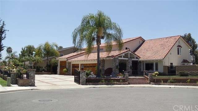End of Cul-D-Sac private Estate home with a 4 car 