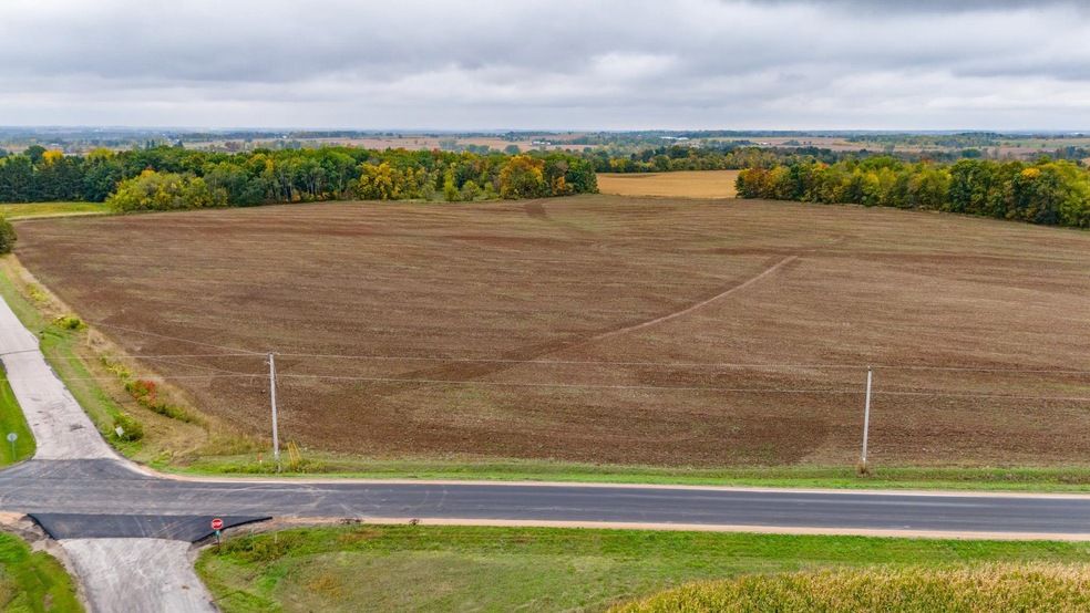 Black Rd is Cty Rd F