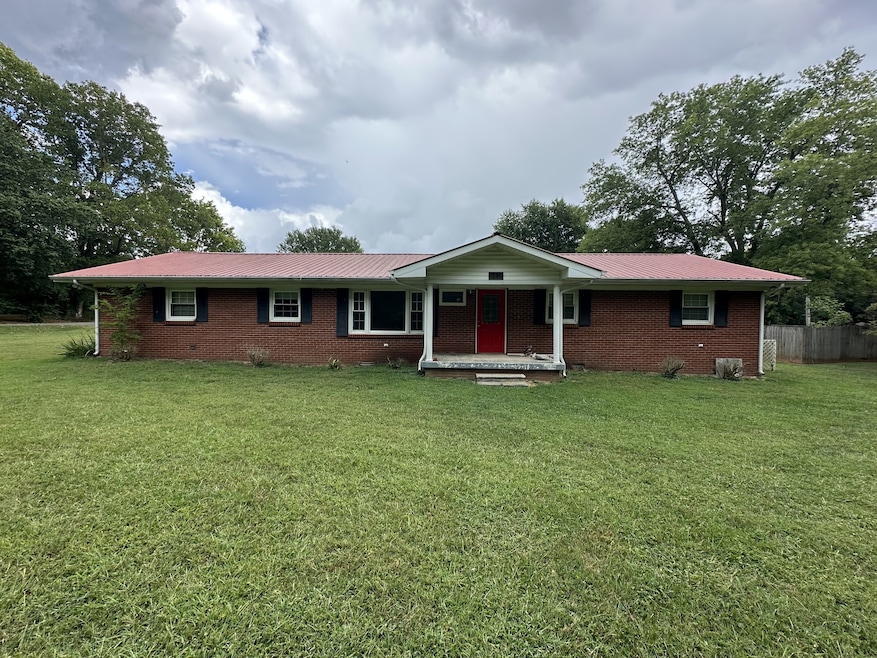 Under Contract $299,900